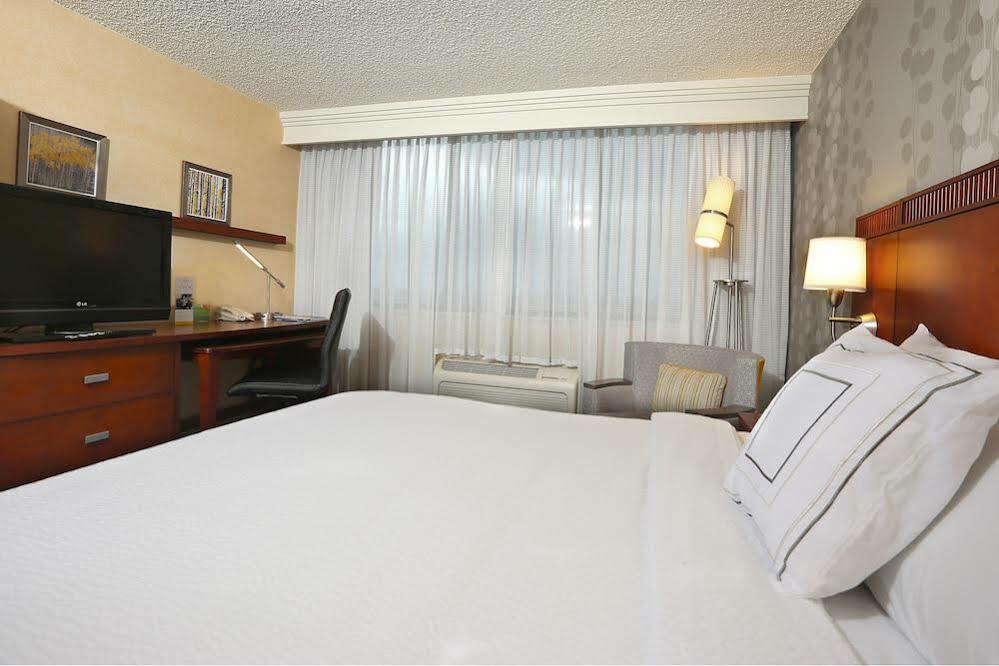 Courtyard By Marriott Denver Cherry Creek Extérieur photo